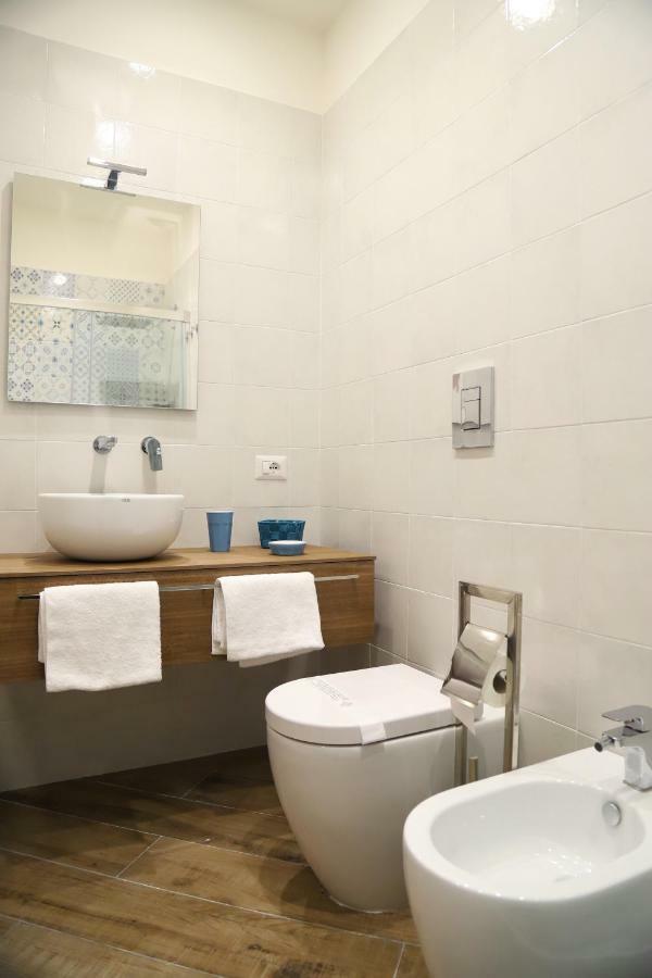 Domus Cordis Napoli Appartement Buitenkant foto